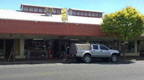 Acky's Takeaway - Hotel NSW 0