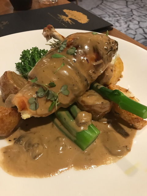 Banyan Restaurant & Deck - Hotel NSW 4