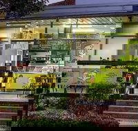 Chez Monica - Hotel NSW