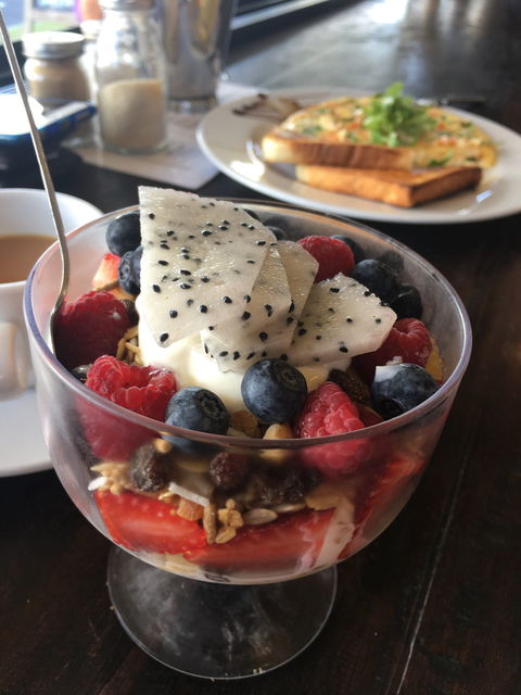 Me & You Cafe & Takeaway - Hotel NSW 1