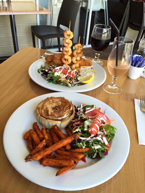 Terah's Restaurant - Hotel NSW 4