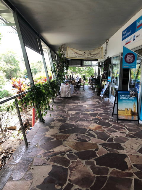 Maison De Provence - Hotel NSW 3