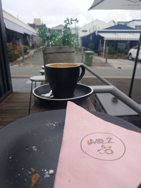 Mr.Z & Co - Hotel NSW 5