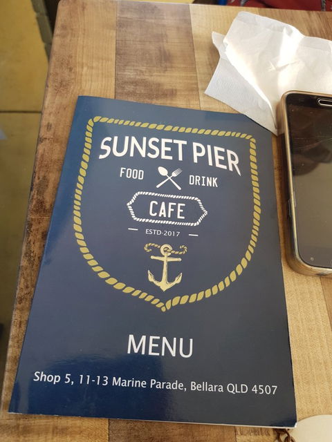 Sunset Pier Cafe - Hotel NSW 3