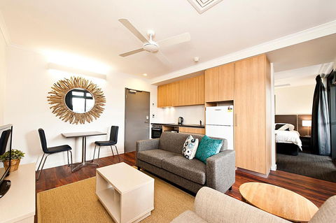 St Catherine's On Park - Hotel NSW 5