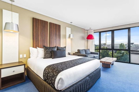 Quality Inn Taylors Lakes Motel - Hotel NSW 5