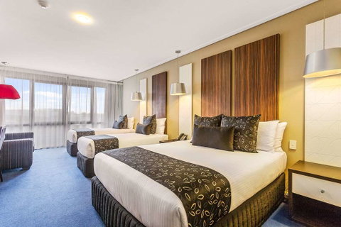 Quality Inn Taylors Lakes Motel - Hotel NSW 6