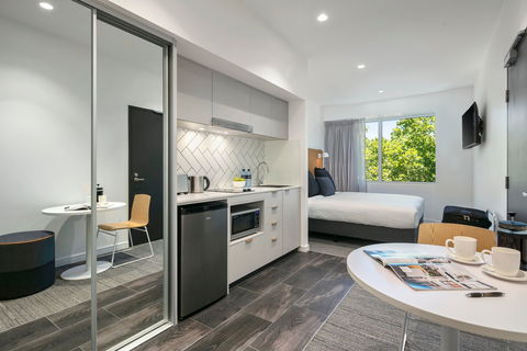 Quest Canberra City Walk - Hotel NSW 5