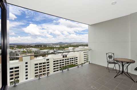 Astra Canberra Manhattan - Hotel NSW 8