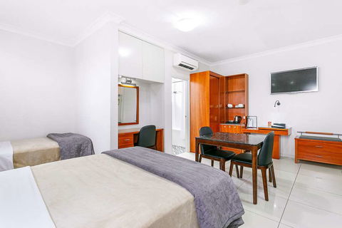 Comfort Inn & Suites Burwood - Hotel NSW 8