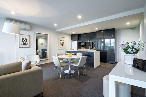 381 Cremorne - Hotel NSW 4