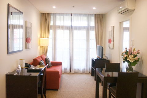 Quest Canberra - Hotel NSW 2