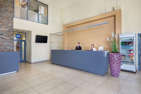 Crowne Plaza Alice Springs Lasseters - Hotel NSW 2