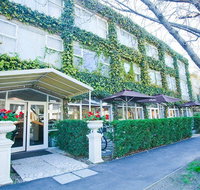 Punt Road Apartment Hotel