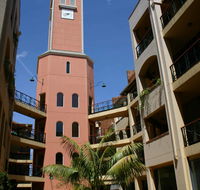 Carlton Clocktower on Lygon - Hotel NSW