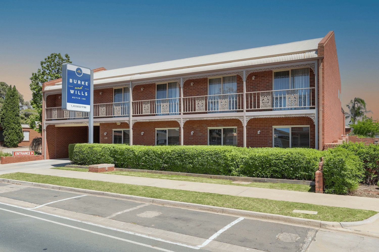 Yelta VIC Hotel NSW