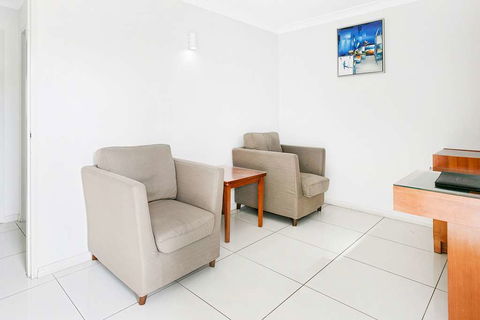 Comfort Inn & Suites Burwood - Hotel NSW 14