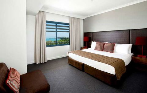 Mantra On The Esplanade - Hotel NSW 10