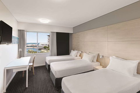Vibe Hotel Darwin Waterfront - Hotel NSW 6