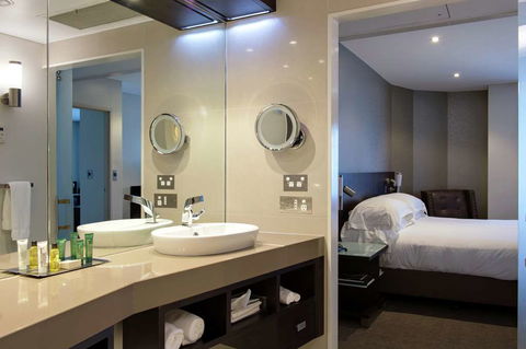Hilton Darwin - Hotel NSW 6