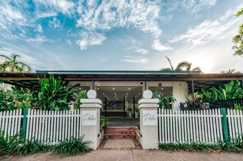 Palms City Resort - Hotel NSW 5