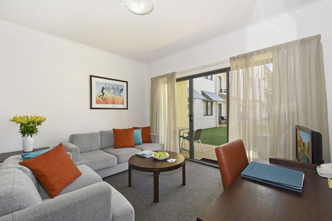 Metro Advance Apartments & Hotel - Hotel NSW 5