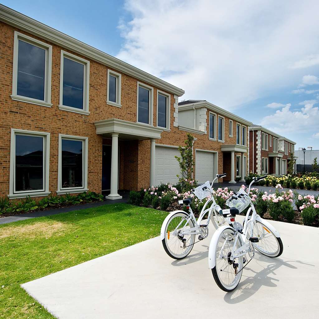 Allambee South VIC Hotel NSW