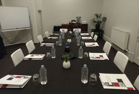 The Ansonia - Hotel NSW 2