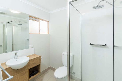 NIghtcap at Balaclava Hotel - Hotel NSW 0