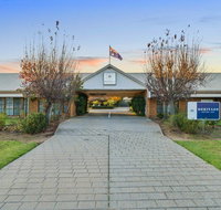 Heritage Motor Inn