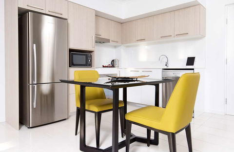 Riviera Mackay - Hotel NSW 1