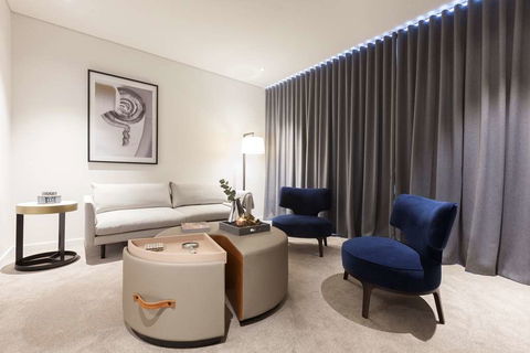 Skye Suites Green Square - Hotel NSW 5