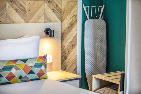 Nightcap At Sylvania Hotel - Hotel NSW 0