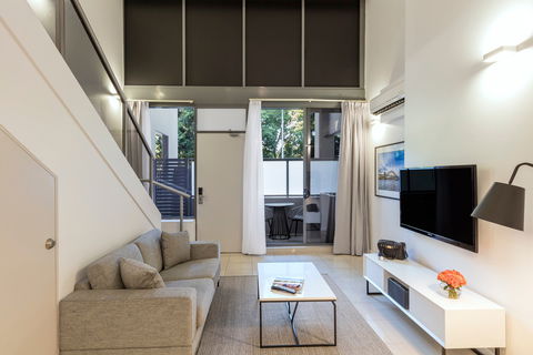 Meriton Suites Waterloo - Hotel NSW 2