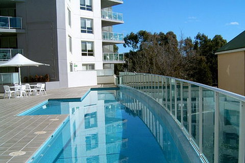 Pacific Suites Canberra - Hotel NSW 2