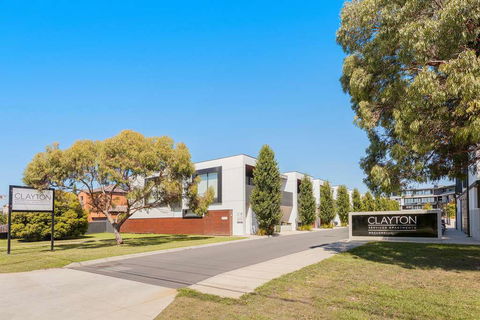 Clayton Serviced Apartments - Hotel NSW 2