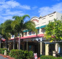 Macrossan House Boutique Holidays Apts - Hotel NSW