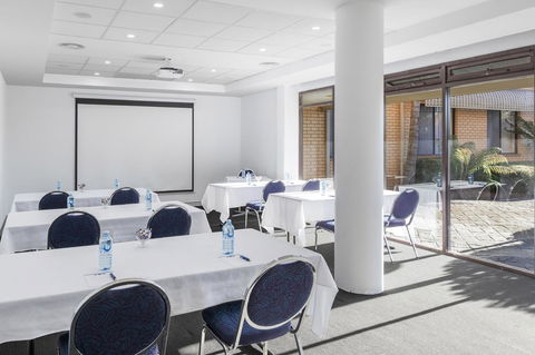 Garden City Hotel, Best Western Signature Collection - Hotel NSW 21