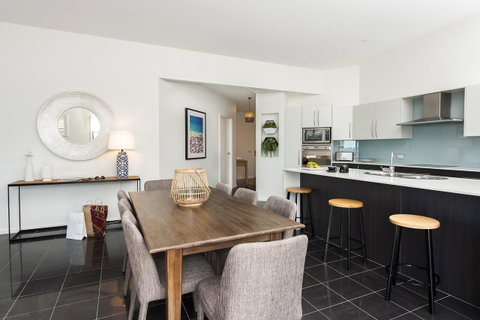 Mollymook Beachfront Penthouse 9 - Hotel NSW 5