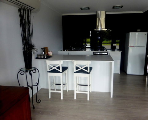 Lure Bed And Breakfast - Hotel NSW 4