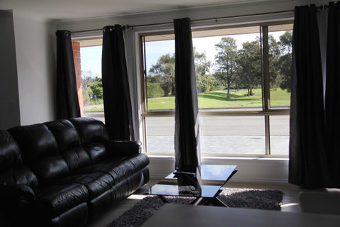 Lure Bed And Breakfast - Hotel NSW 3