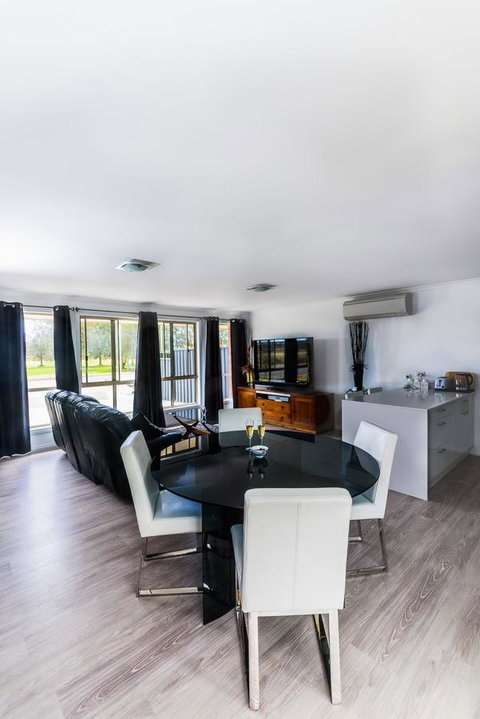 Lure Bed And Breakfast - Hotel NSW 1