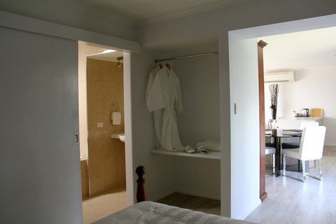 Lure Bed And Breakfast - Hotel NSW 5