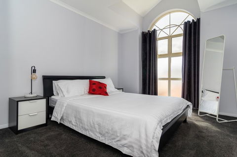 Port Adelaide Harbourside House - Hotel NSW 8