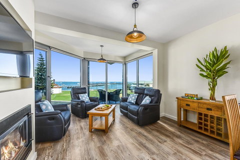 Bonnies Of Beachport - Hotel NSW 1