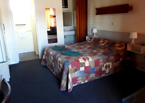 Bordertown Motel - Hotel NSW 3