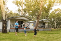 Book Clare Accommodation Vacations Hotel NSW Hotel NSW