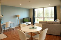 Book Glenelg Accommodation Vacations Hotel NSW Hotel NSW