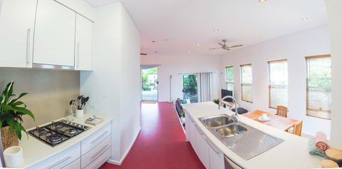 S T U D I O 22 Peaceful Retreat With Garden Views - Hotel NSW 4
