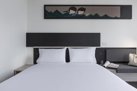 Ibis Adelaide - Hotel NSW 3